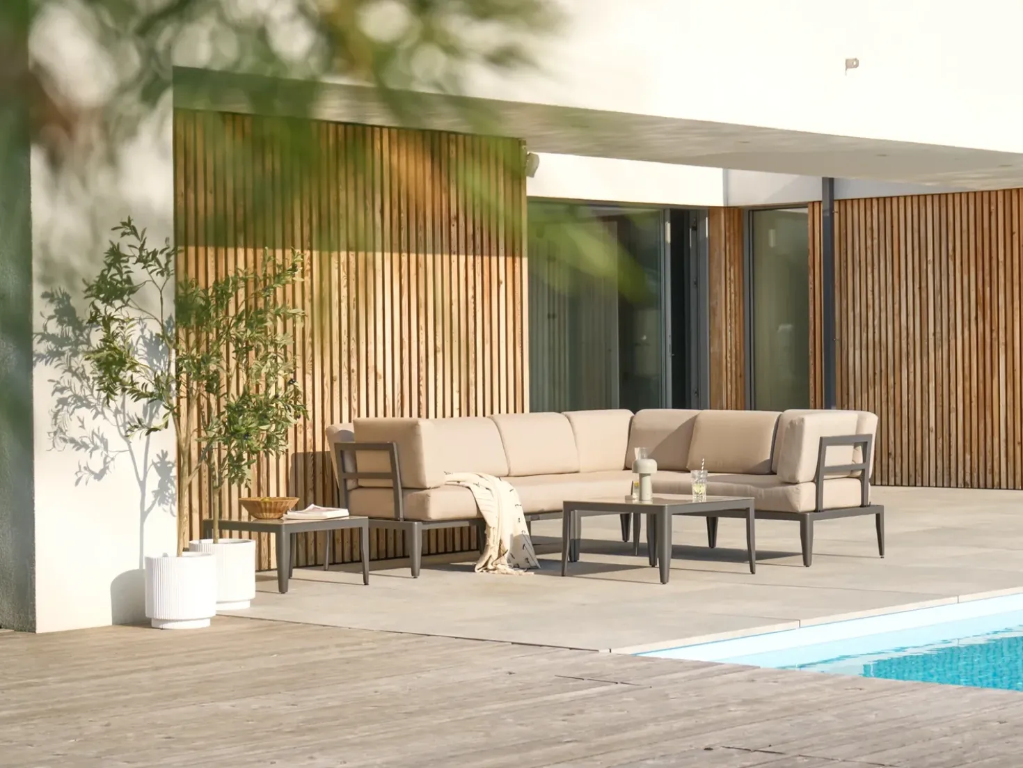 Set di divani angolari da giardino 6 posti RIMA III Lato Sinistro Modulare Metallo Beige