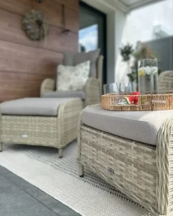 Set salotto da giardino con tavolo e pouf 2 posti PONZA Rattan sintetico (PE) Beige