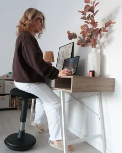 Sgabello ergonomico oscillante ESTELL Tessuto Nero