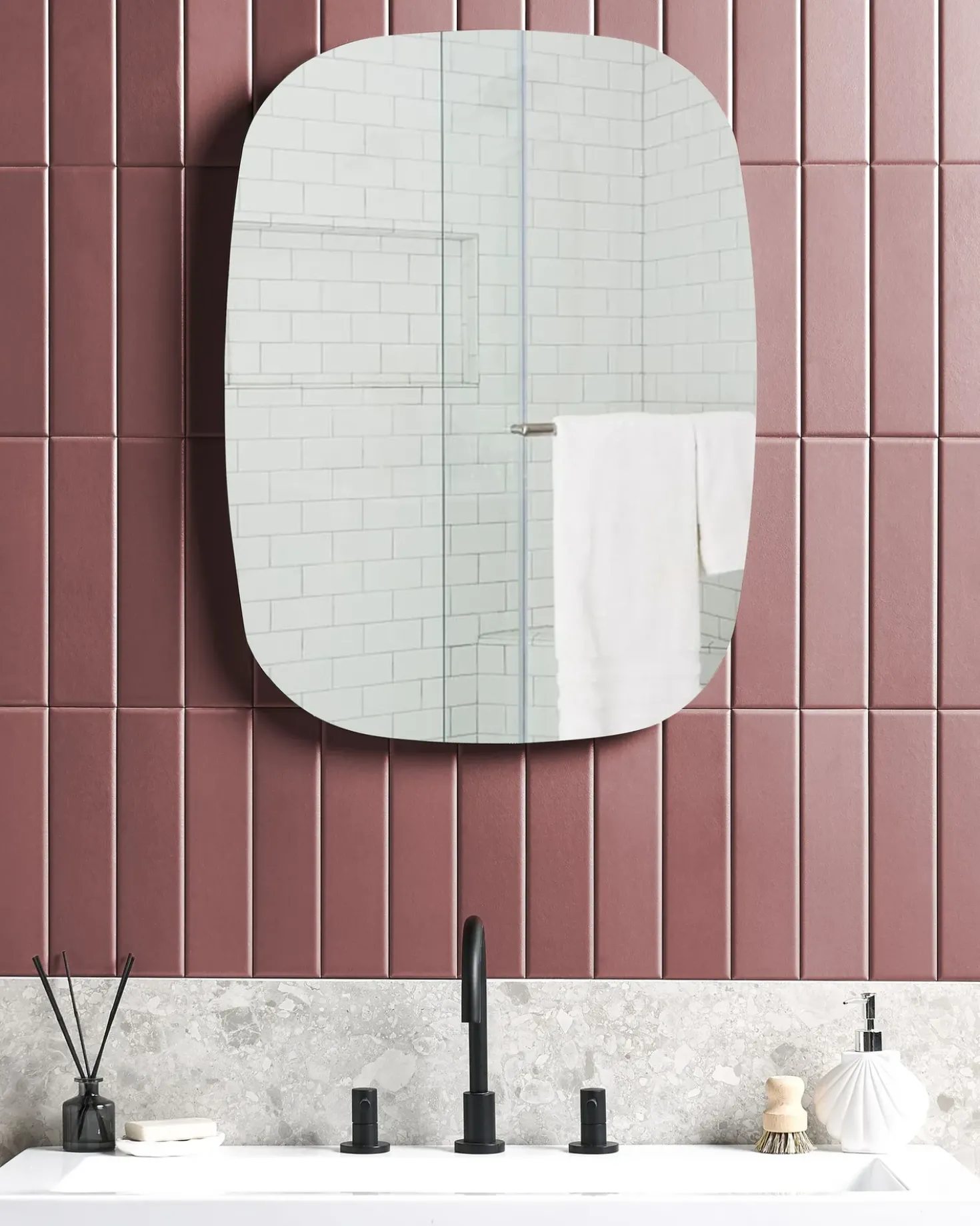 Specchio da bagno con luce LED BERGERAC 58 cm 78 cm Argento