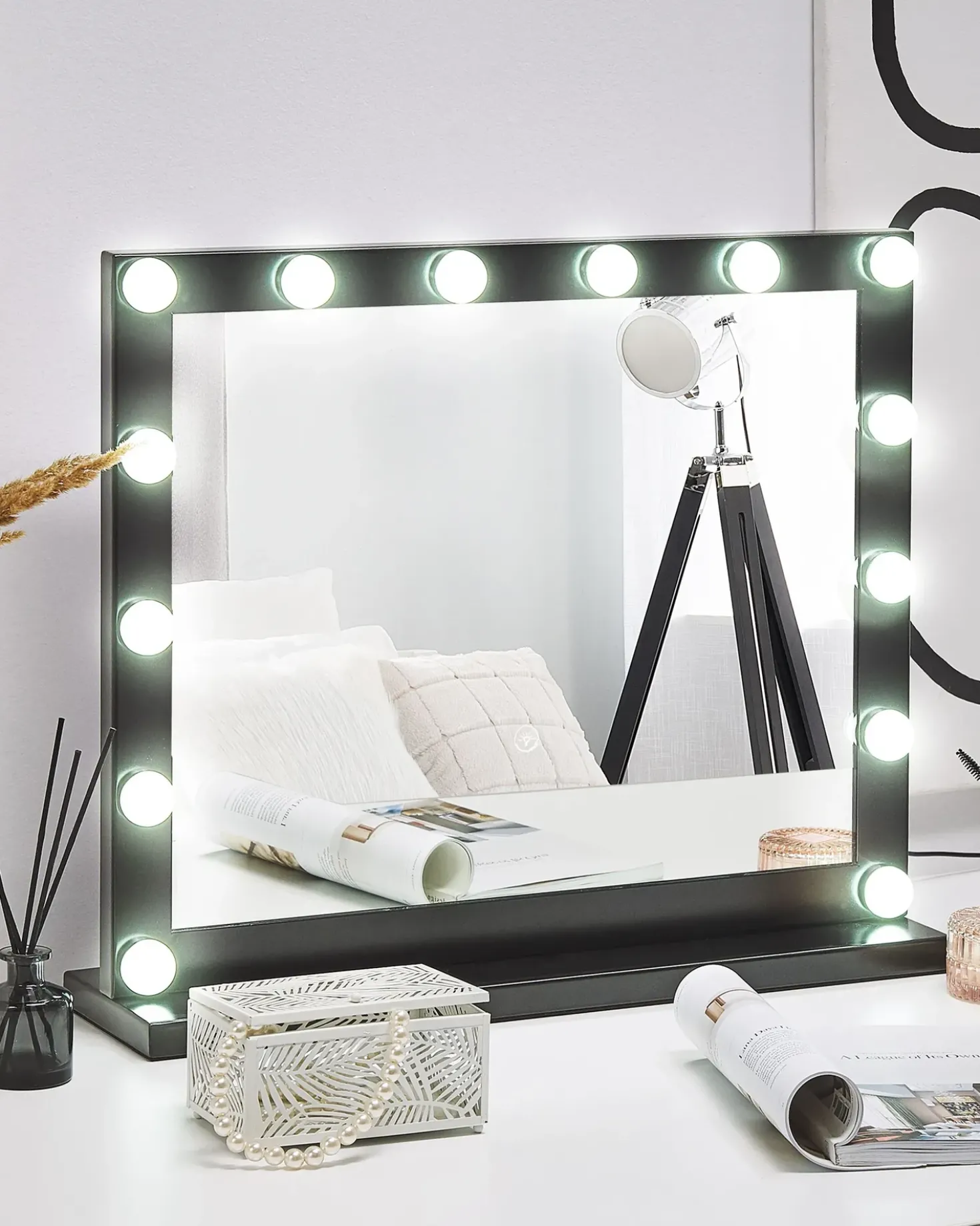Specchio per tavolino toeletta LED BEAUVOIR Nero