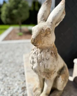 Statua da giardino NEIVE Lepre Beige