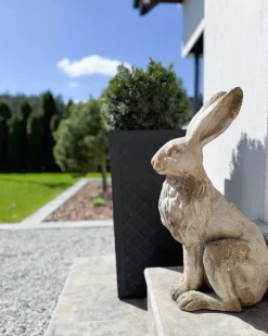 Statua da giardino NEIVE Lepre Beige