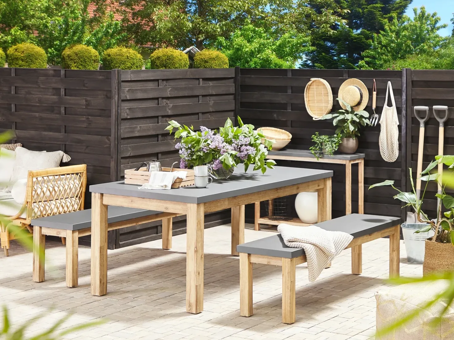 Tavolo da pranzo da giardino OSTUNI 180 cm 90 cm Cemento Grigio