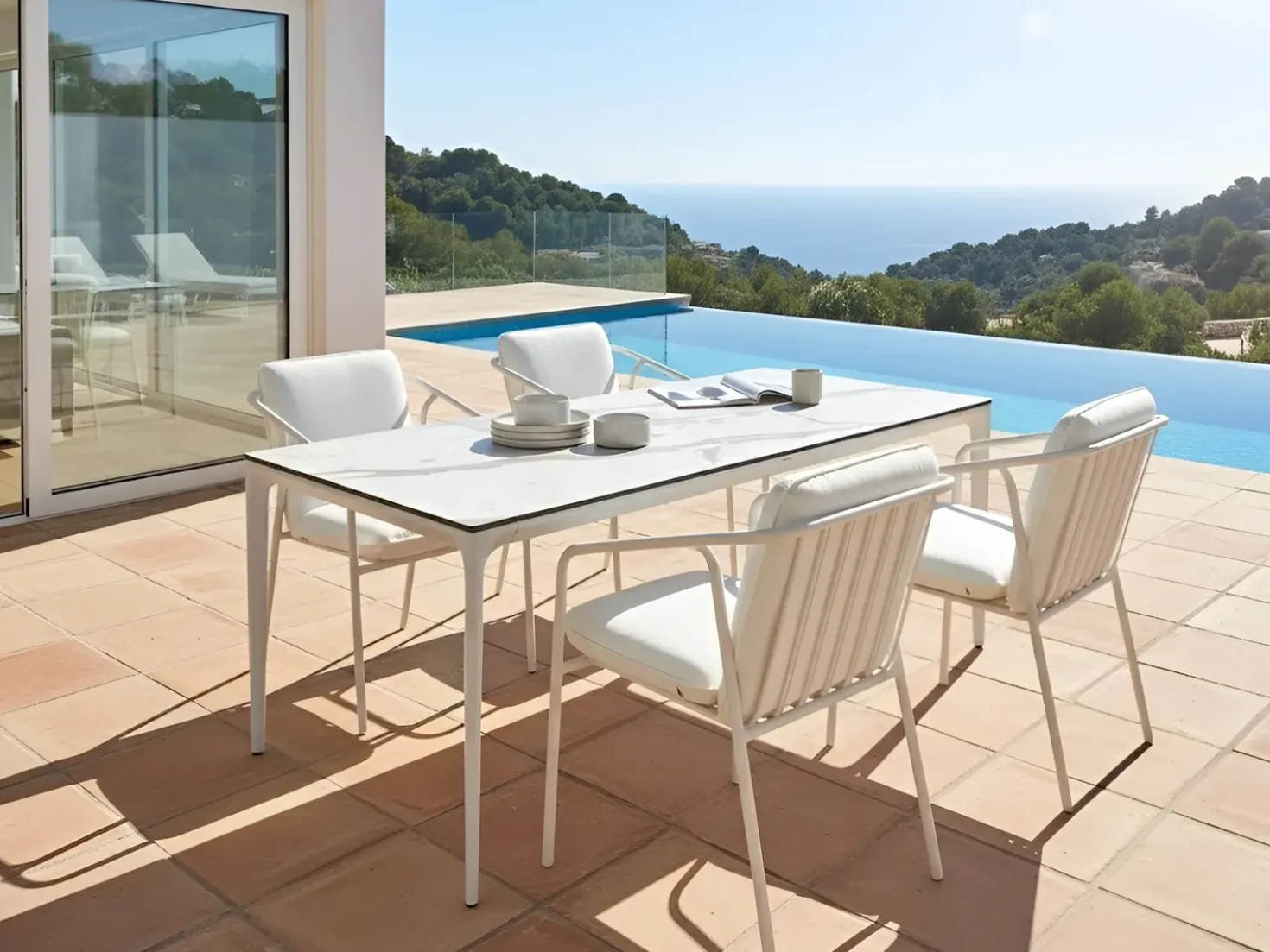 Tavolo da pranzo da giardino SOVARETO 180 cm 90 cm Effetto marmo Marmo bianco