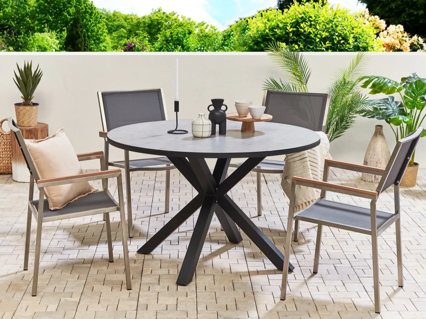 Tavolo da pranzo da giardino MALETTO 120 cm 120 cm Vetro Grigio