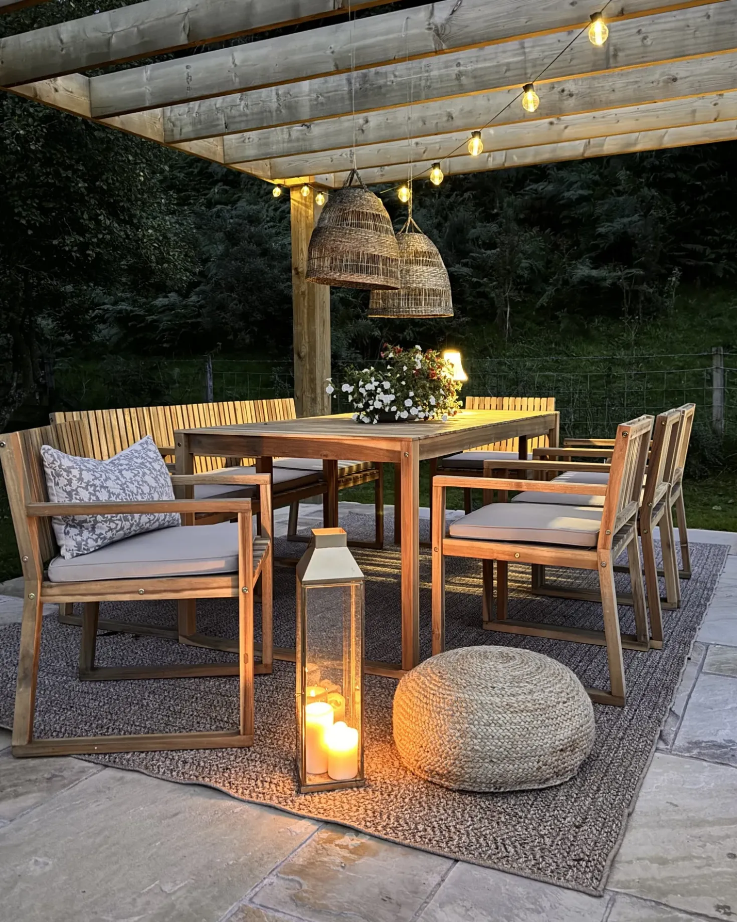 Tavolo da pranzo da giardino SASSARI II 180 cm 90 cm Legno di acacia certificato Marrone chiaro