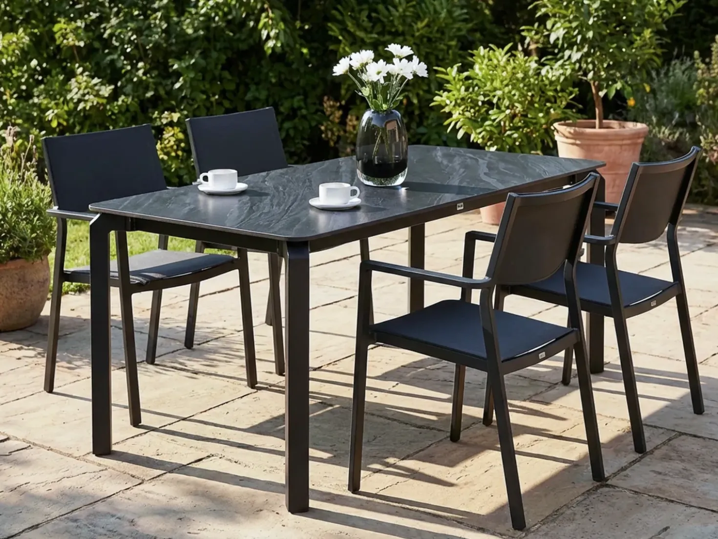 Tavolo da pranzo da giardino FELETTO 180 cm 90 cm Pietra Marmo nero