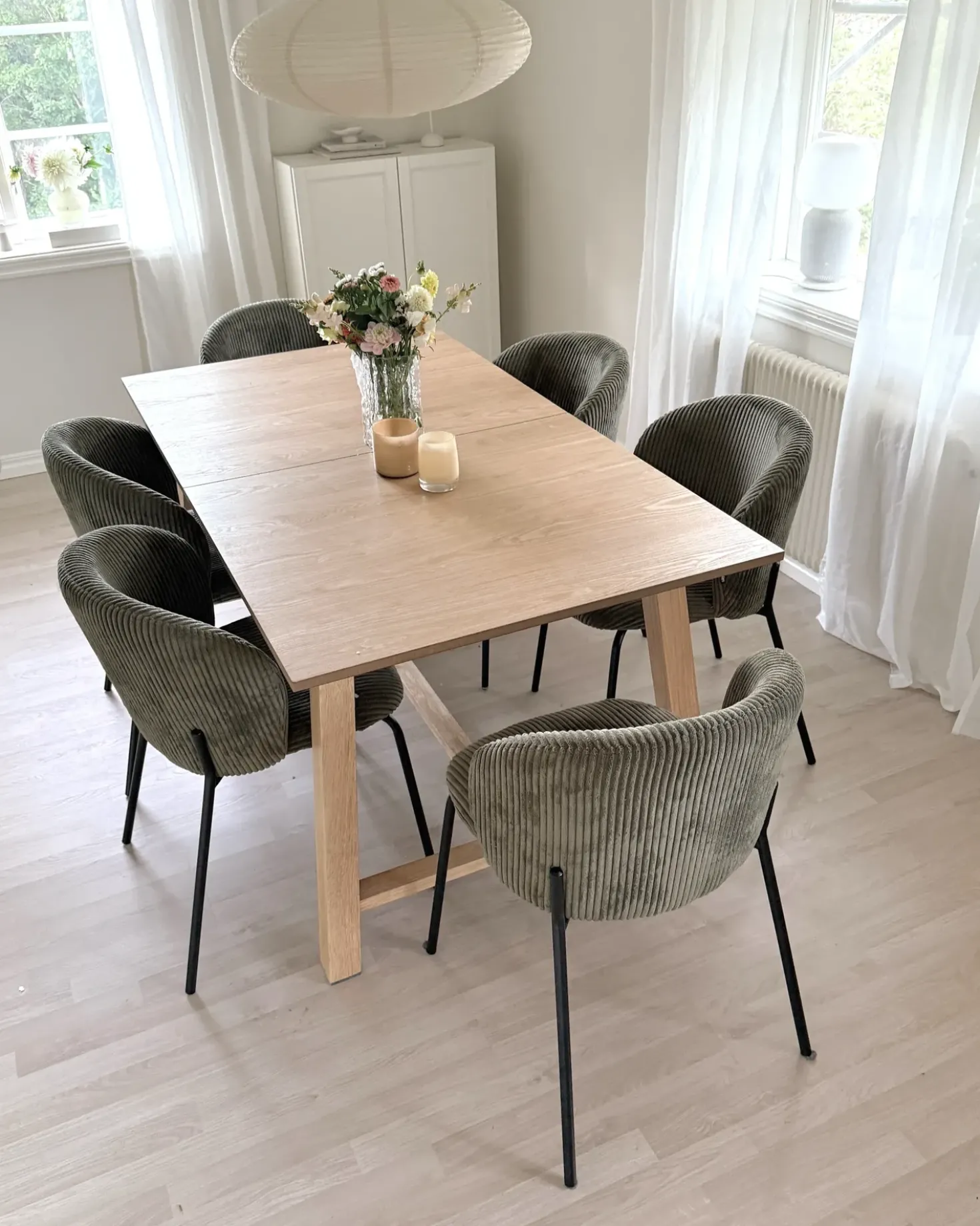 Tavolo da pranzo estensibile BARNES Frassino chiaro 160/200 cm 90 cm