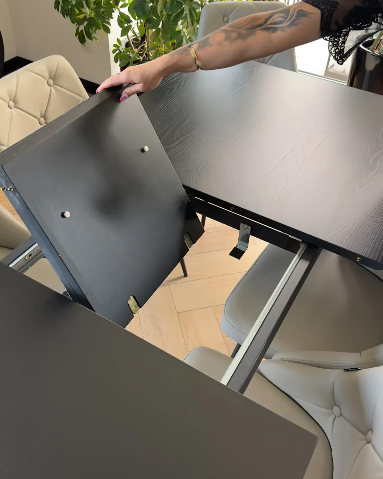 Tavolo da pranzo estensibile IRVINGTON Nero 160/200 cm 90 cm