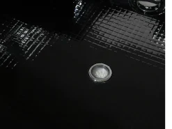 Vasca idromassaggio angolare con LED MARTINICA 198 x 144 cm Nero