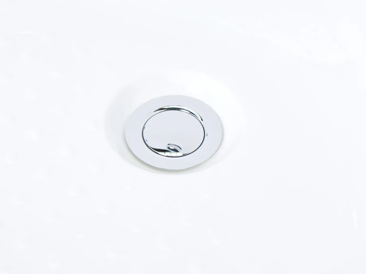 Vasca idromassaggio angolare con LED MANRESA con altoparlante Bluetooth integrato 225 x 160 cm Bianco